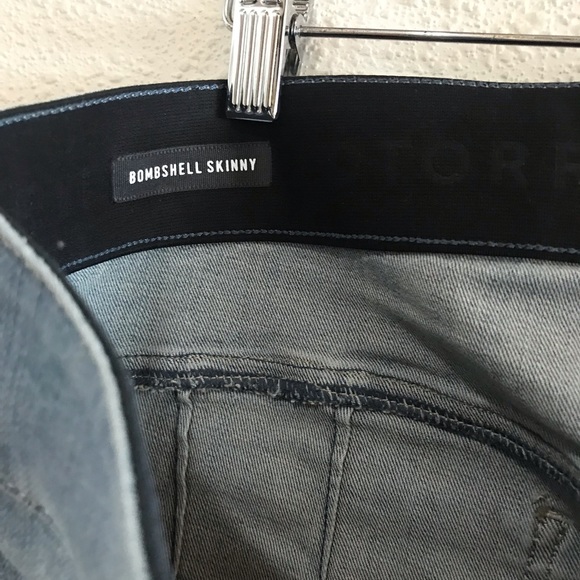 Torrid Distressed Light Bombshell Skinny Jean - Picture 7 of 12